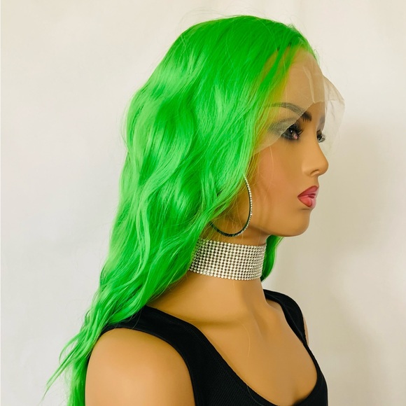 Beautiful Bright Green 13x2.5 Lace Front Premium Fiber Wig for Events/Daily Wear - Picture 7 of 14